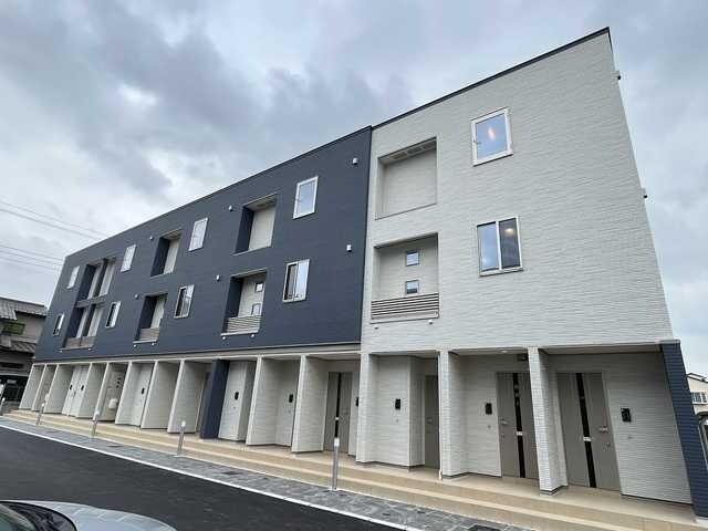 サニーコートＥ棟の物件外観写真