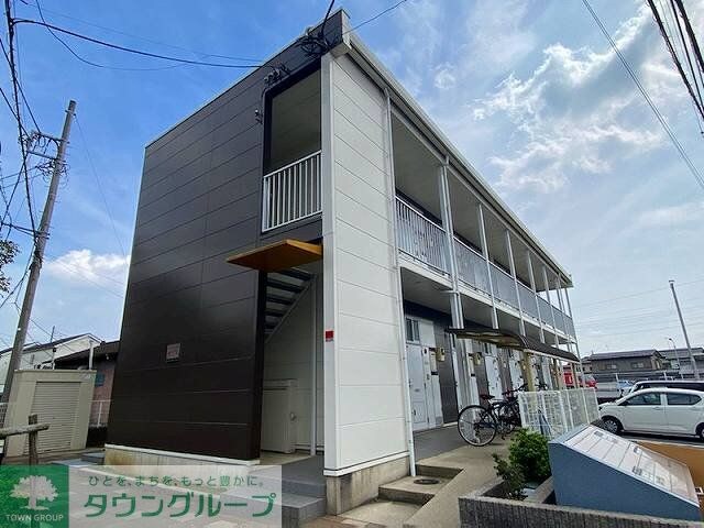 レオパレスメープルリーフの物件外観写真