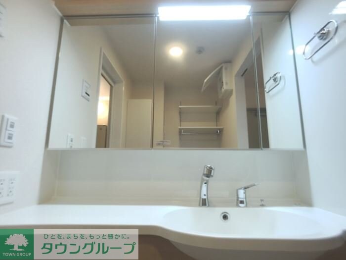 ロイジェントパークスレイクタウン II　Aの物件内観写真