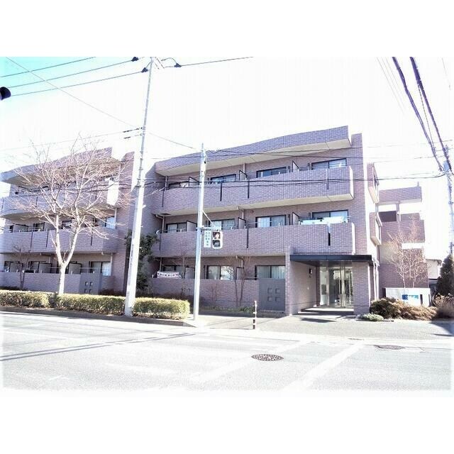 グリュックの物件外観写真