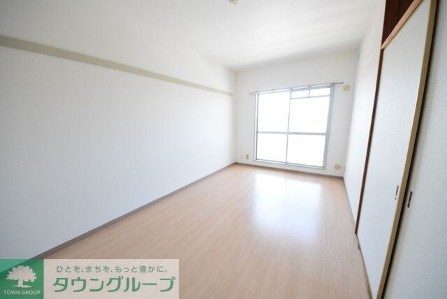 メゾンベルウッドの物件内観写真