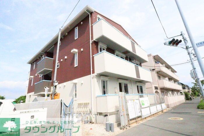 フリードルム本郷の物件外観写真