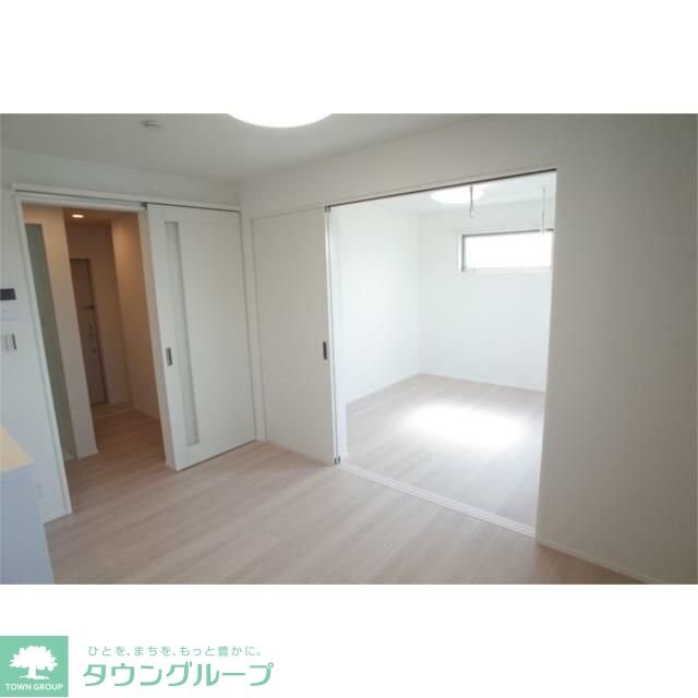 R-ELEVENの物件内観写真