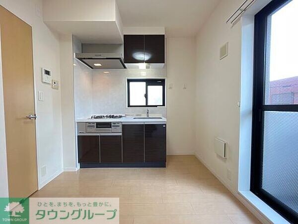 アンビシャス千葉城前の物件内観写真