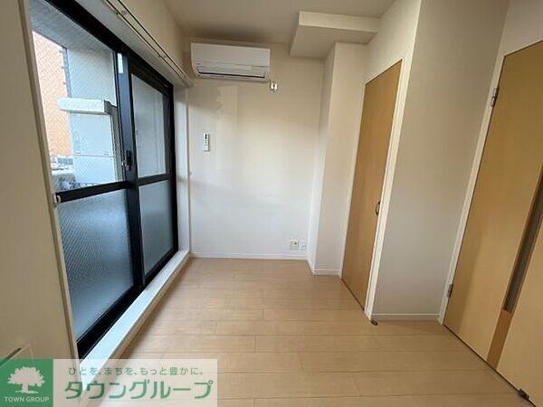 アンビシャス千葉城前の物件内観写真