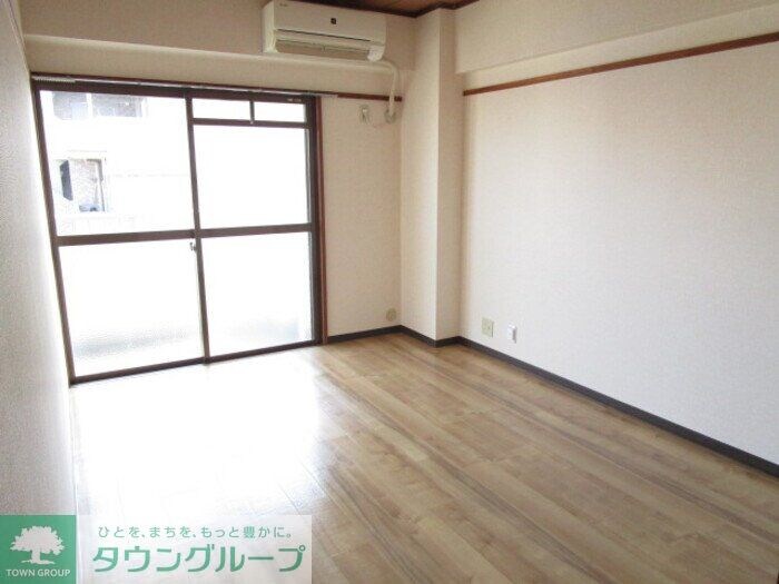 メゾンラフォーレの物件内観写真