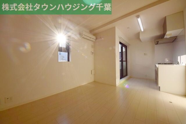 アンビシャス千葉城前の物件内観写真