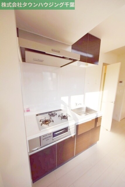 アンビシャス千葉城前の物件内観写真