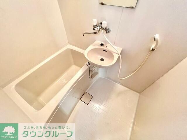 ファミーユベルの物件内観写真