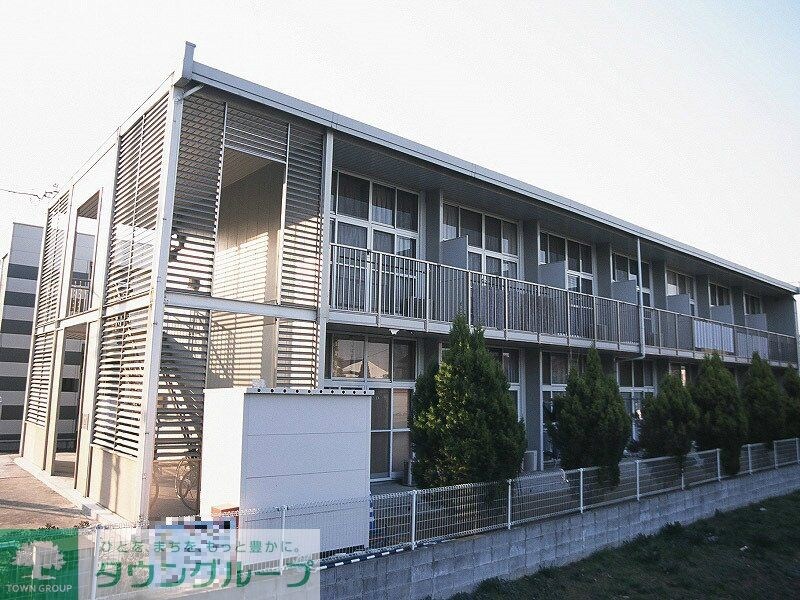 レオパレスメイプルIIIの物件外観写真