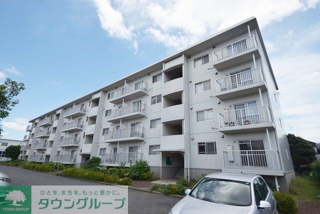 メゾンベルウッドの物件外観写真