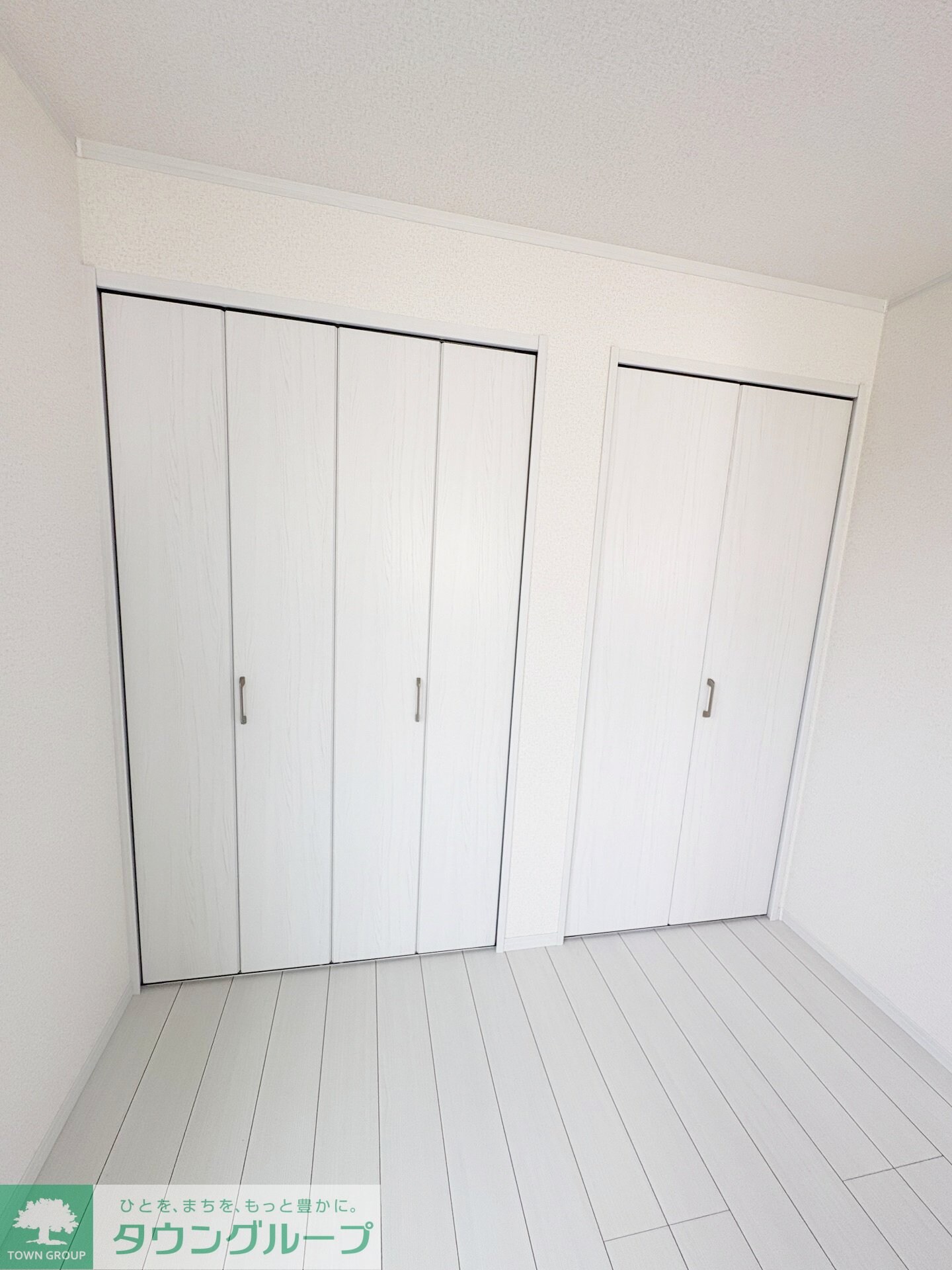 ナリトモ仁戸名Ｄの物件内観写真