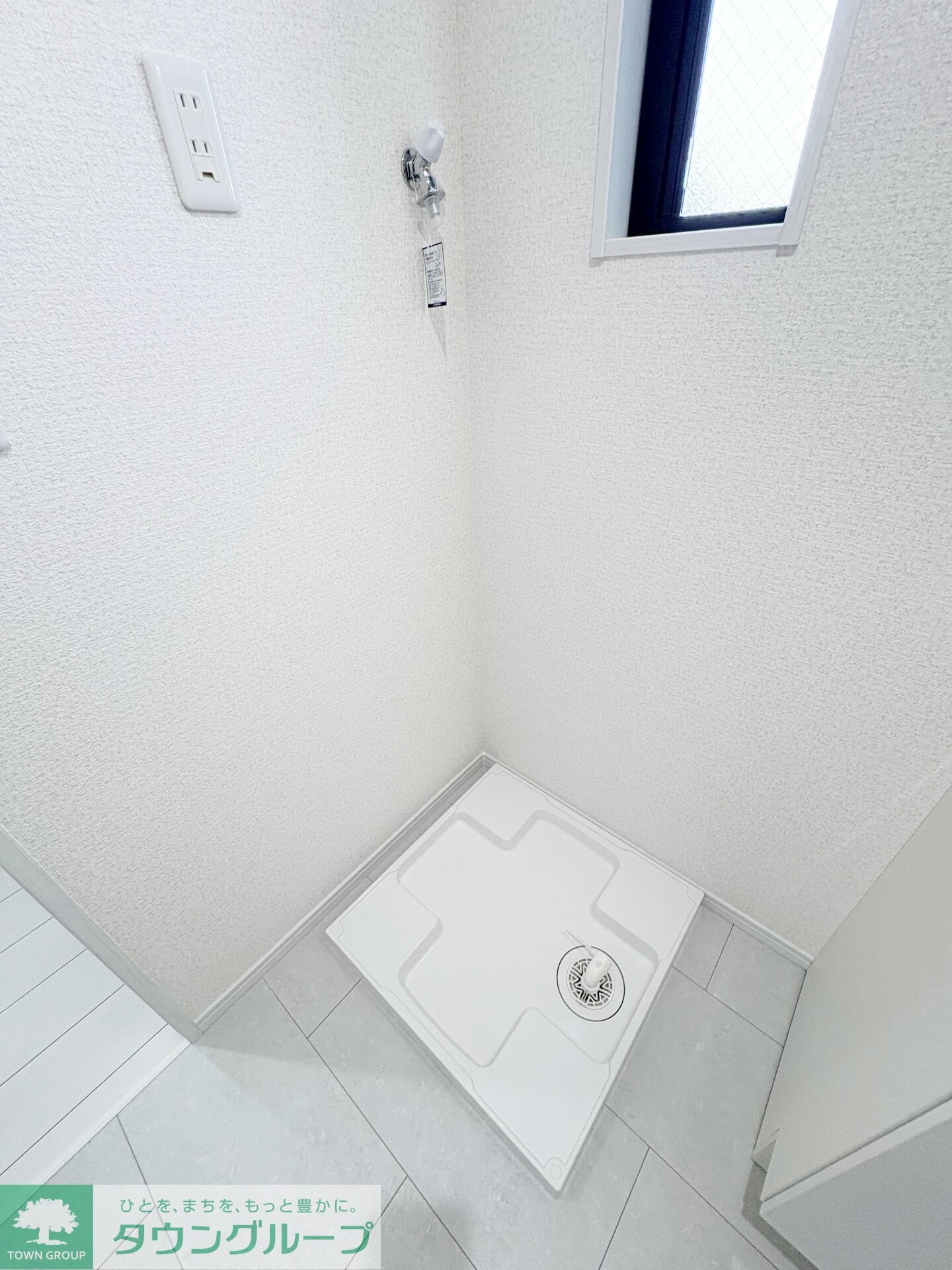 ナリトモ仁戸名Ｄの物件内観写真