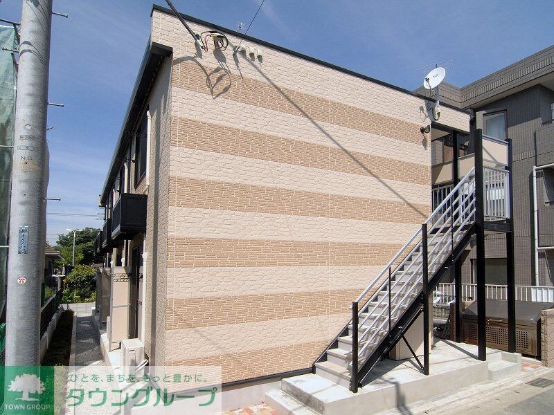 レオパレスＩＢＩＳの物件外観写真