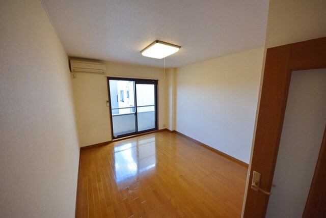 エスポワール港の物件内観写真