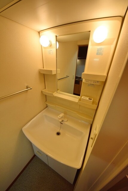 エスポワール港の物件内観写真