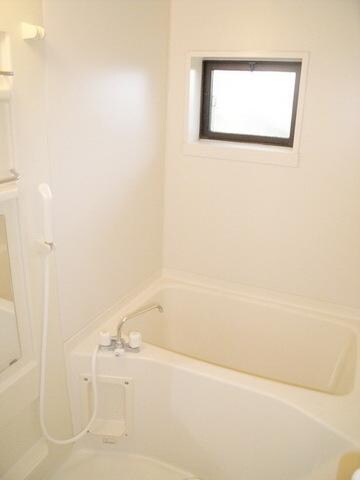 ラフィネート葛城　の物件内観写真