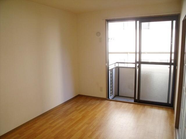 ラフィネート葛城　の物件内観写真