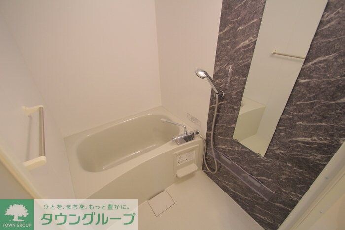 リビングヴィレッジ新柴又の物件内観写真