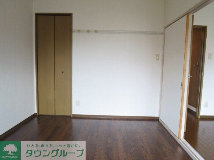 メゾン・フラワーヒルの物件内観写真