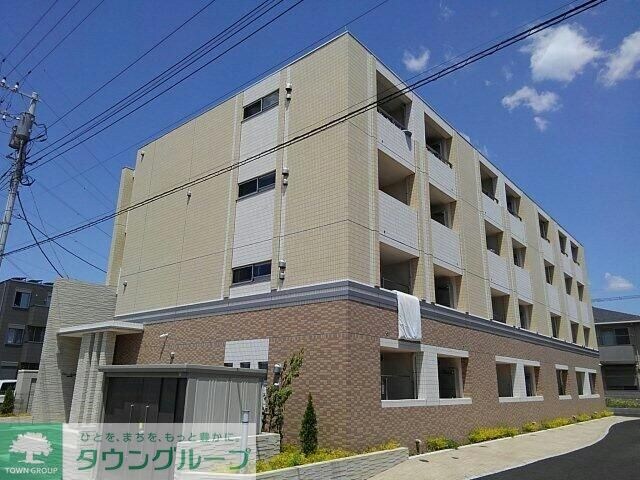 リュー・セレノの物件外観写真