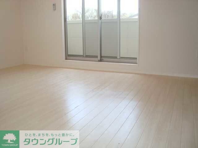 ブランジュ南逆井の物件内観写真