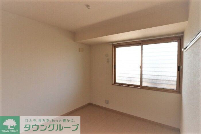 コリーヌ・　ドゥの物件内観写真