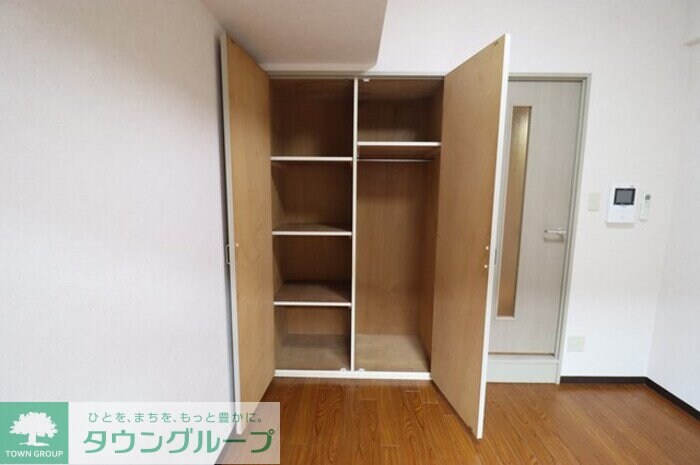 コンフォール小泉の物件内観写真