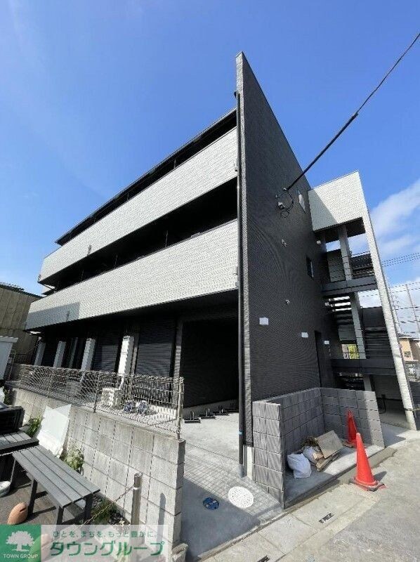 オーパス三郷中央の物件外観写真