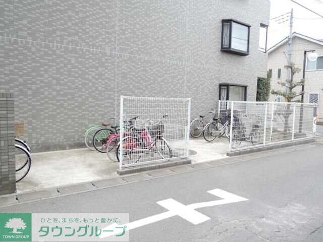 イーストパーク胡録台の物件内観写真