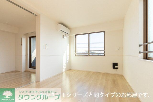 イーストフィールドIの物件内観写真