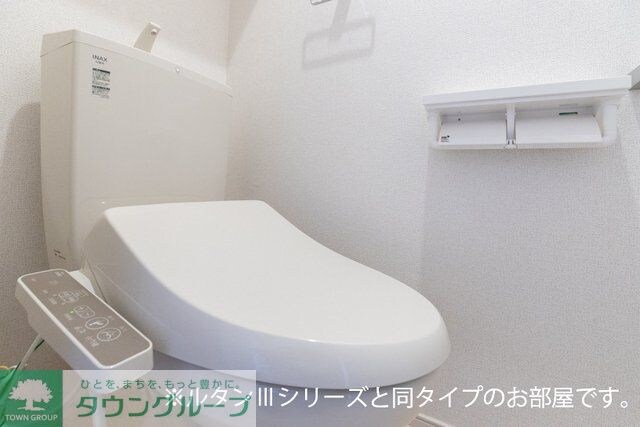 イーストフィールドIの物件内観写真