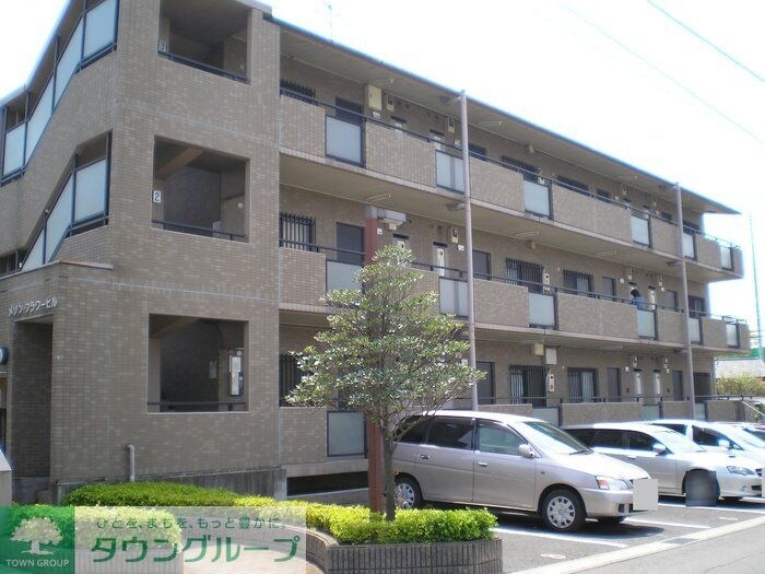 メゾン・フラワーヒルの物件外観写真