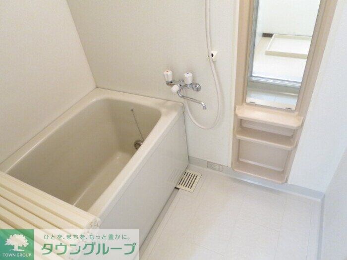 メゾン・フラワーヒルの物件内観写真