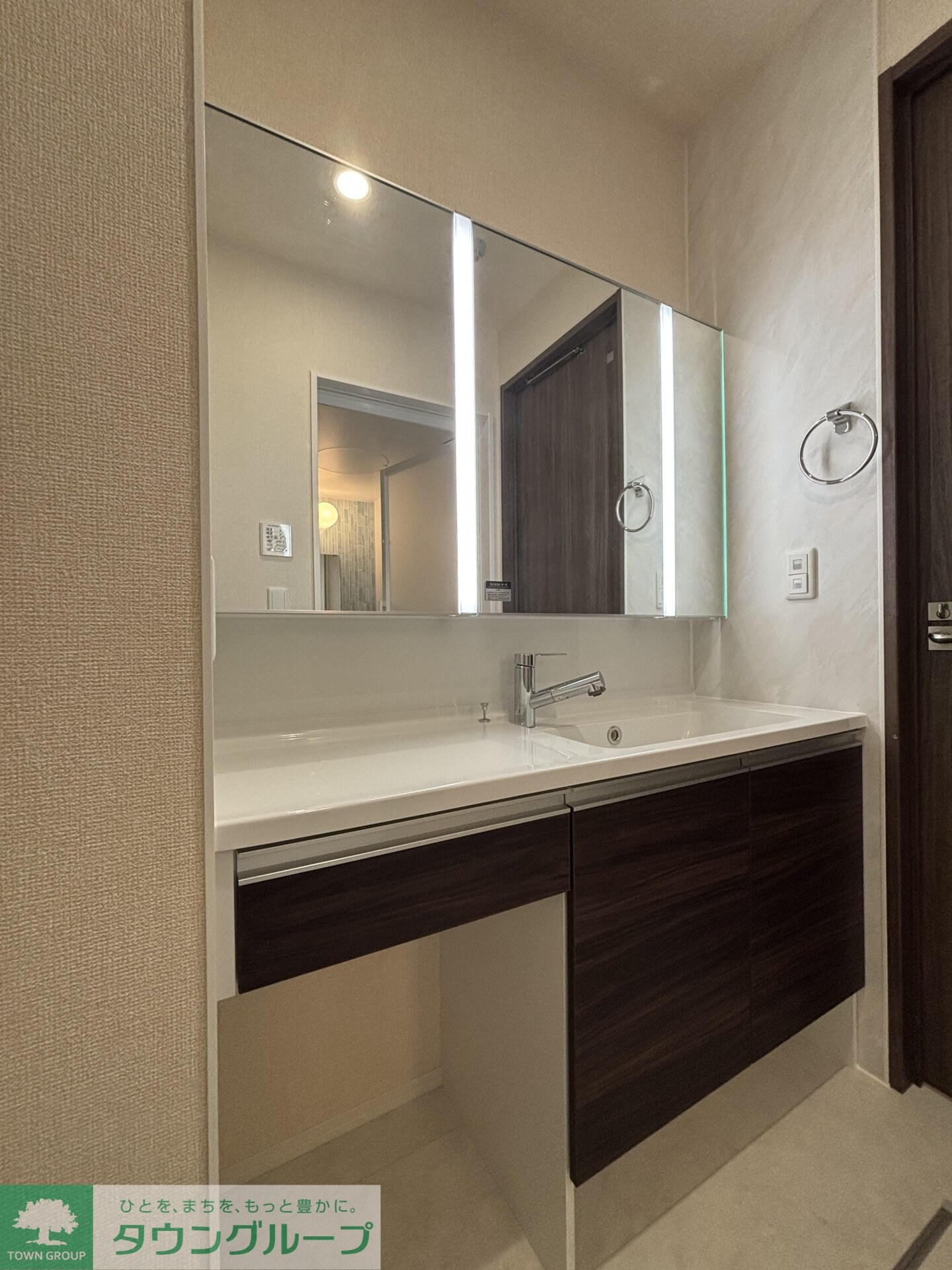 ＨＡＮＡＢＵＳＡ　VIIの物件内観写真