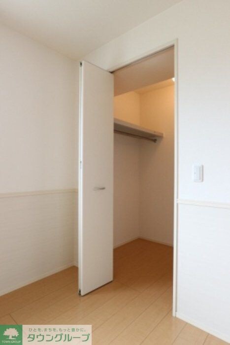 クレストパーク　Ｅの物件内観写真