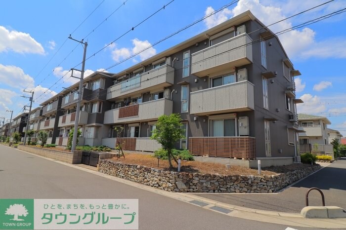 ロイジェントパークスレイクタウン III　Ｅの物件外観写真