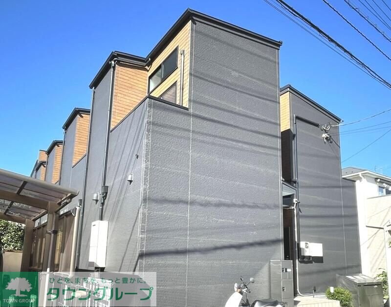 Lucia新松戸の物件外観写真