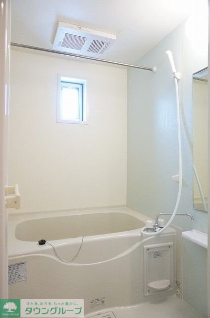 アン・ミケーリアの物件内観写真