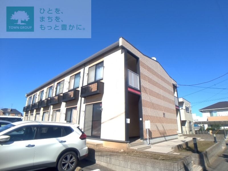 レオパレスフォーブル２１の物件外観写真