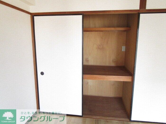 メゾンラフォーレの物件内観写真