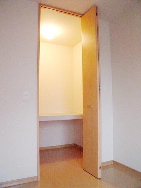 カンパーニュＣの物件内観写真