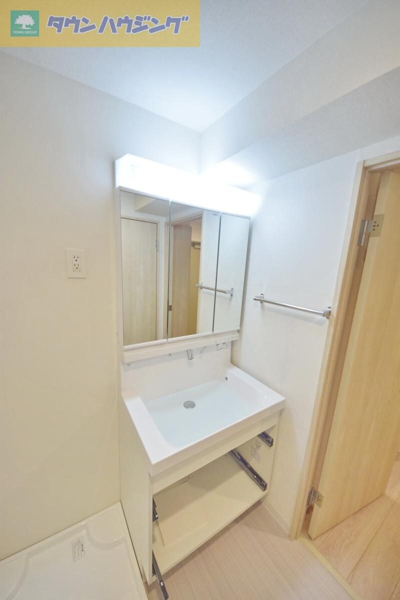 ＭＡＪＥＳＴＩＣ千葉みなとの物件内観写真