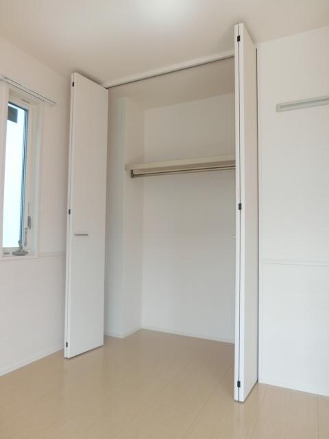 ピーノフォーリア弐番館の物件内観写真