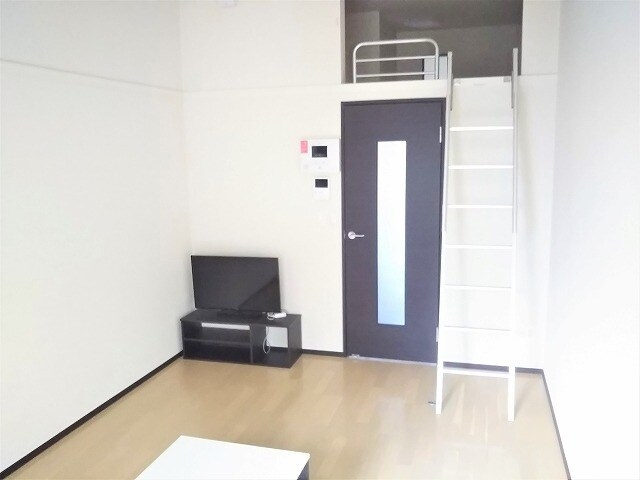 レオネクストネオエスト花園の物件内観写真