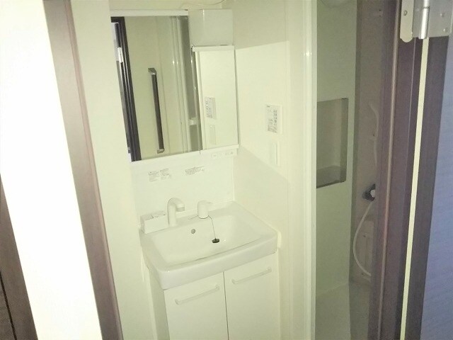 レオネクストネオエスト花園の物件内観写真