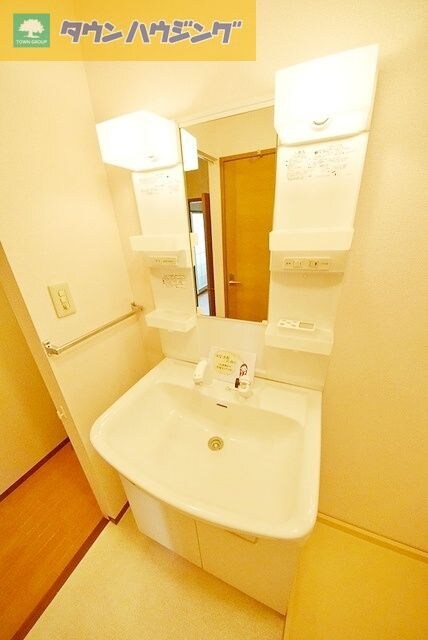 ヴィラモデルナＤの物件内観写真