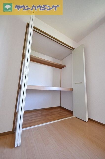 ヴィラモデルナＤの物件内観写真