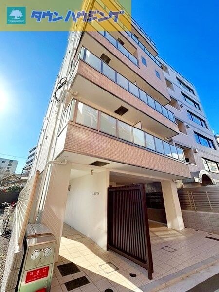 ラピスの物件外観写真