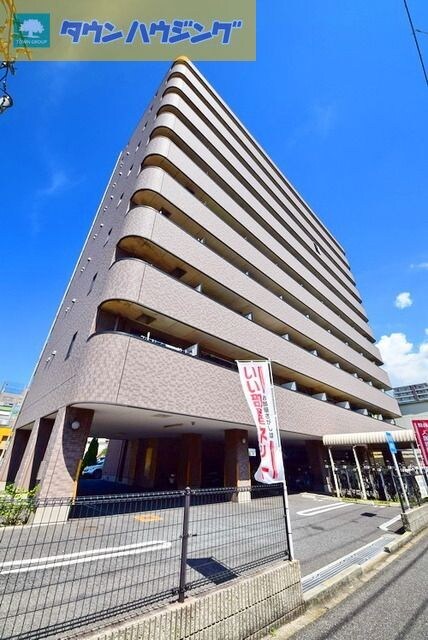 プライドの物件外観写真